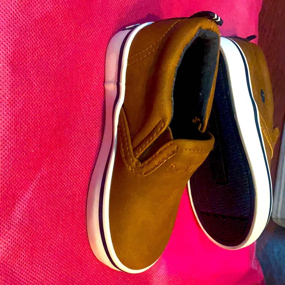 Boys toddlers nautica slip on